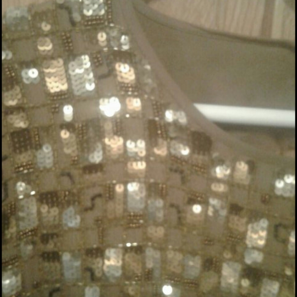 Dress - Picture 3 of 5